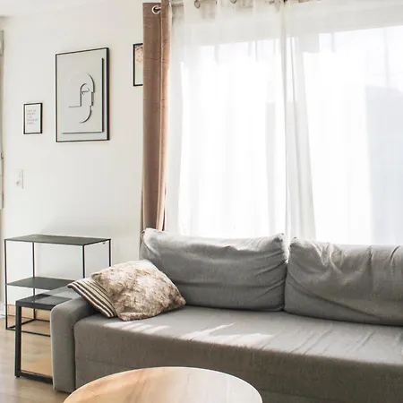 T3 With Wifi Near Paris * Bobigny